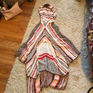 Adorable Free People poncho, like new!